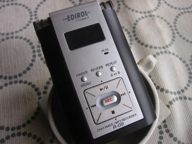 エディロールR-09の録音性能は意外に良かった: （続）倫敦巴里